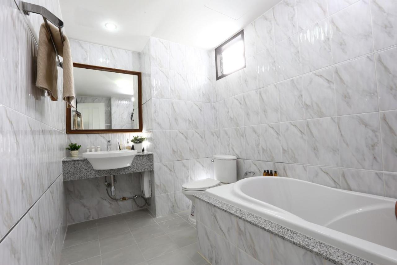 Double Tree Residence Chiang Mai Zewnętrze zdjęcie